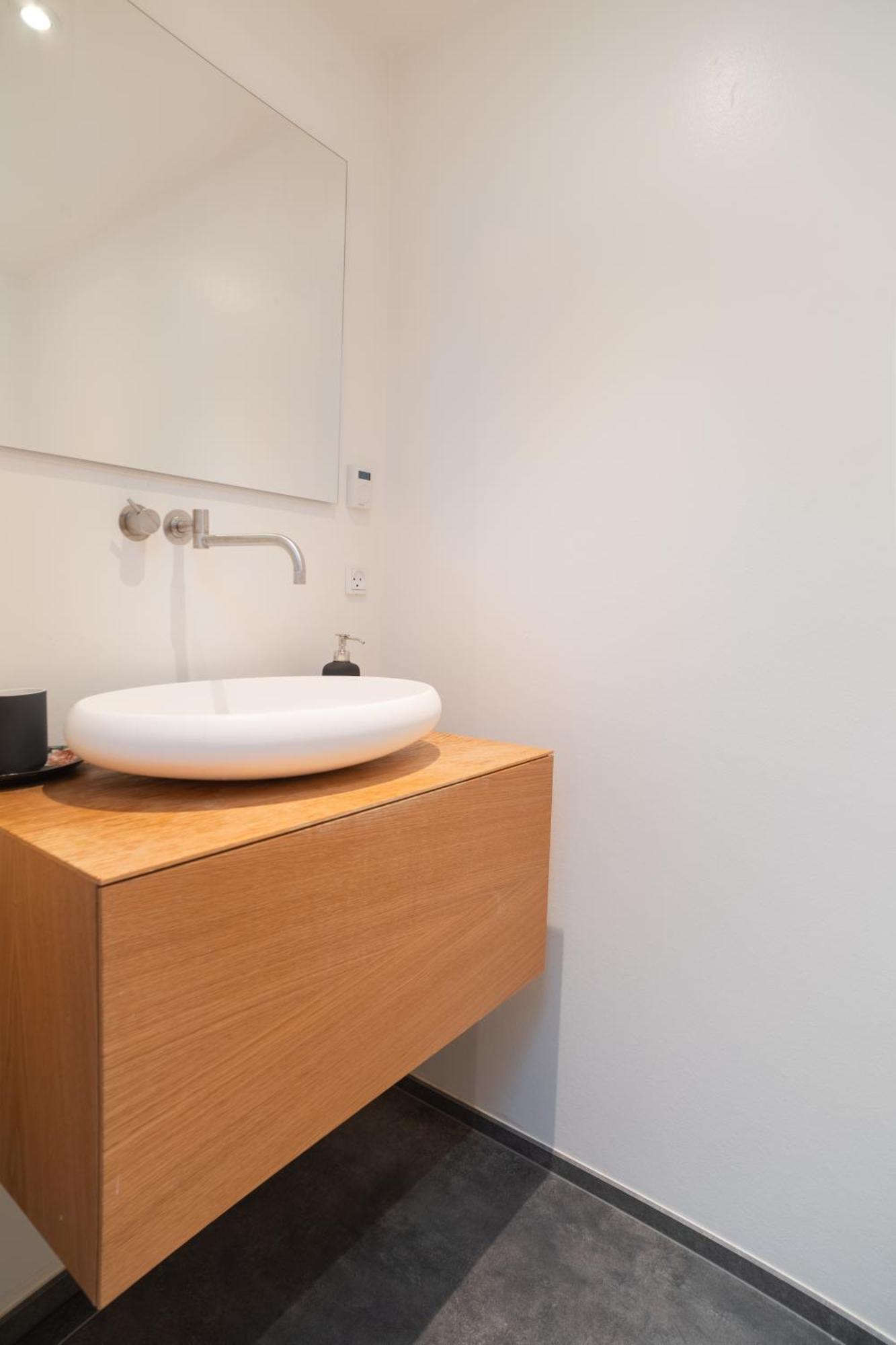 Ocean View In First Row. Architectural Pearl Apartment